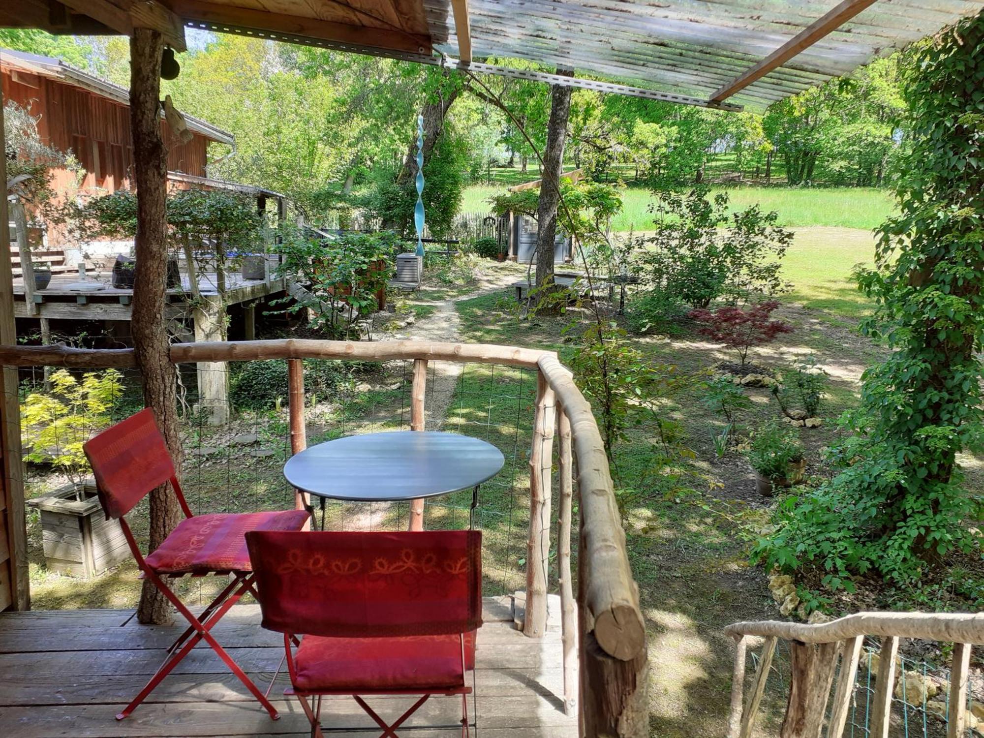La Cabane De L'Oiseau Couze-et-Saint-Front エクステリア 写真